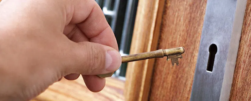 Central Locksmith Store Southfield, MI 248-532-0005 - lockout-service-01